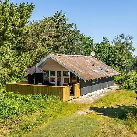 Holiday home 3 Bedroom Awesome In